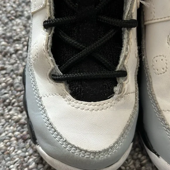 Jordan retro 9 toddlers - Picture 3 of 8